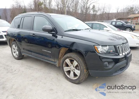 2016 Jeep Compass Sport z USA, uszkodzony, nr VIN 1C4NJCBA4GD753544